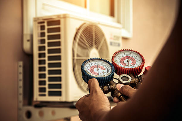 Professional Ductwork Repair technician working in Reedley, CA